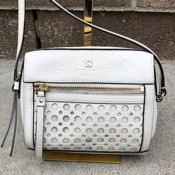 KATE SPADE Handbags - KATE SPADE Perri Lane Bubbles Crossbody Purse White Shoulder Bag Pebble Leather‍